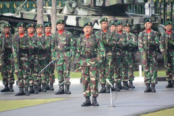 23-upacara-hari-pahlawan-di-makostrad-4