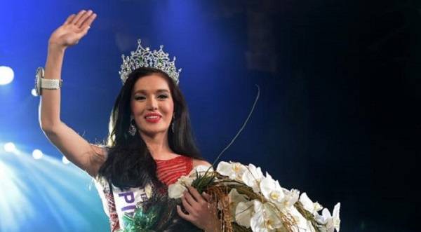 ixie Maristela Pemenang Miss International Qeen 2015
