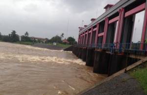 Cekcok Karena Cinta, Gugun Nekad Terjun Ke Sungai