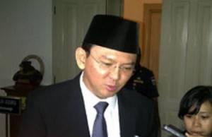 Gubernur DKI Sampaikan LKPJ APBD 2015