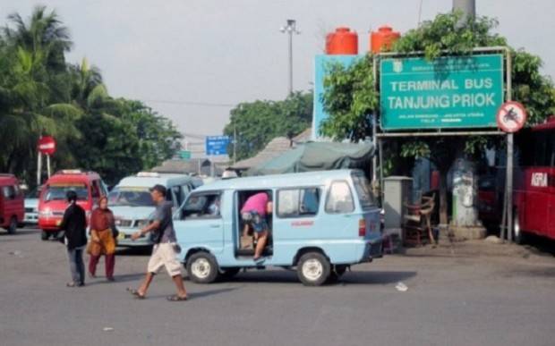 Hilmansyah : Sosialisasikan Penurunan Tarif Angkot